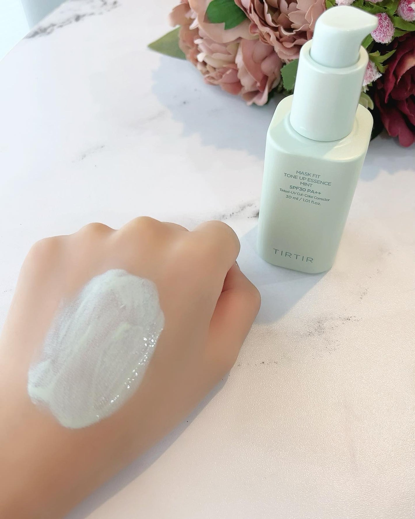 マスクフィットトーンアップエッセンス/TIRTIR(ティルティル)/化粧下地を使ったクチコミ(3枚目)