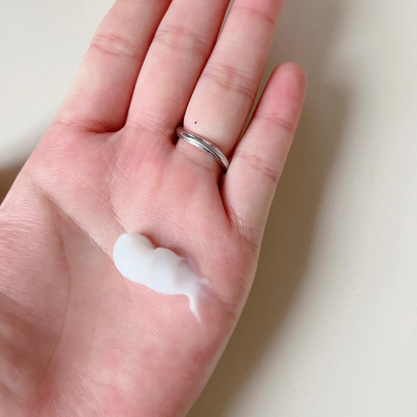 ネクサス スムースアンドマネージャブル 洗い流さないトリートメントオイル/NEXXUS(ネクサス)/ヘアオイルを使ったクチコミ(7枚目)