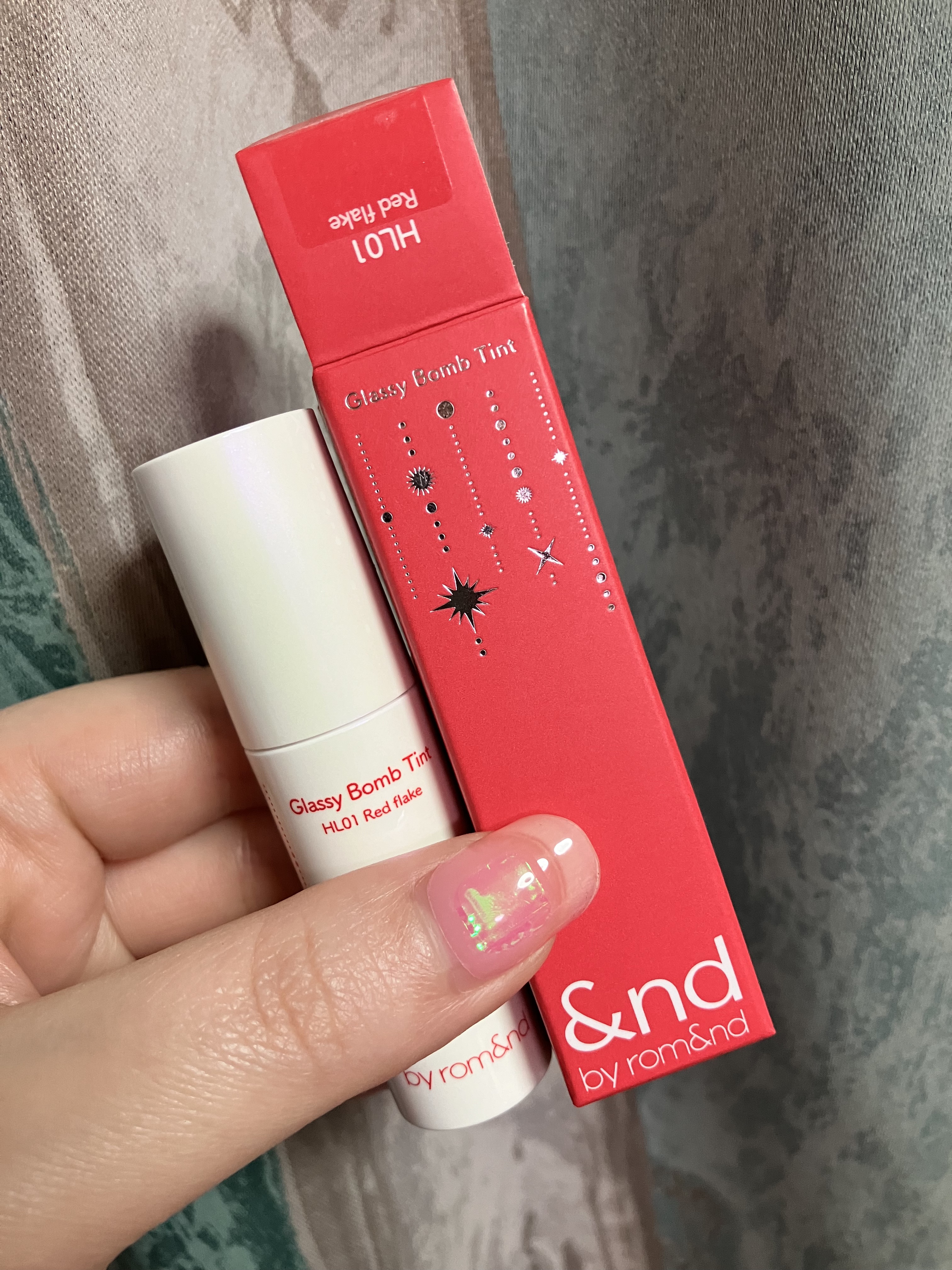 アンドバイロムアンド　グラッシーボムティント/&nd by rom&nd/リップティントを使ったクチコミ（1枚目）