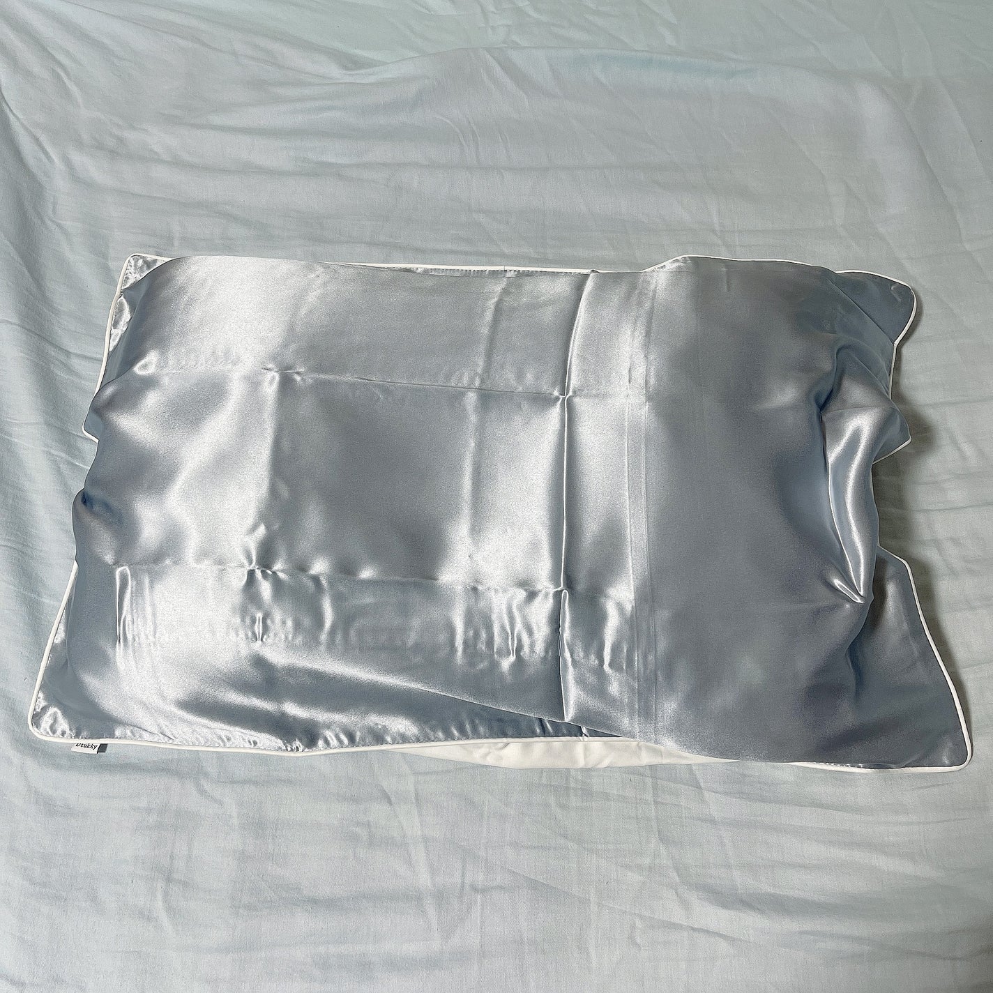 シルク枕カバー/Utukky/ヘアケアグッズを使ったクチコミ(2枚目)