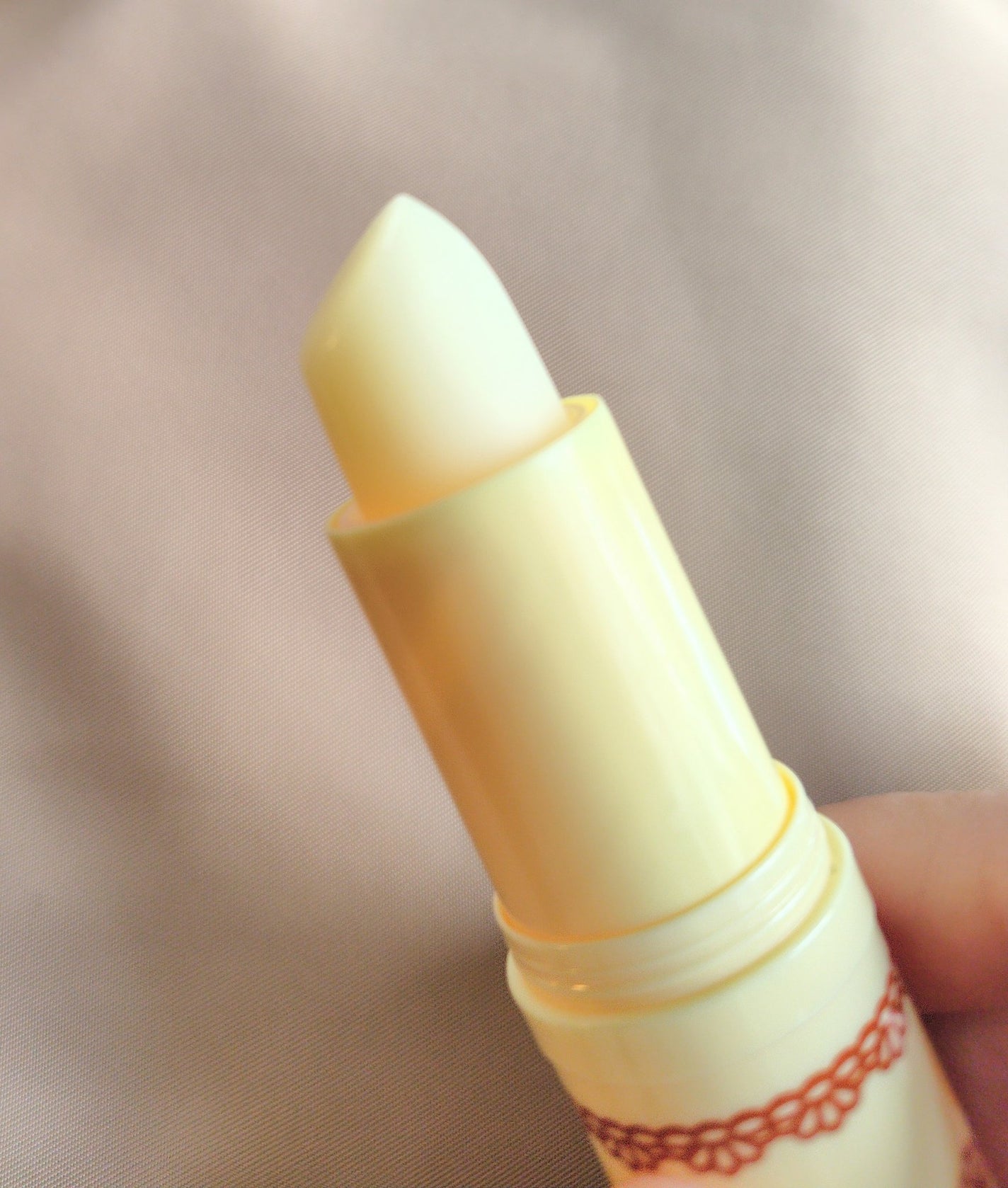 リップベビーナチュラル ピュアハニーの香り/メンソレータム/リップクリームを使ったクチコミ(2枚目)