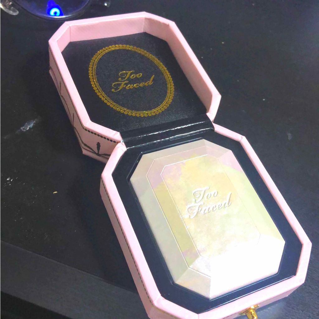 ダイヤモンドライト マルチユース ハイライター/Too Faced/パウダーハイライトを使ったクチコミ(2枚目)