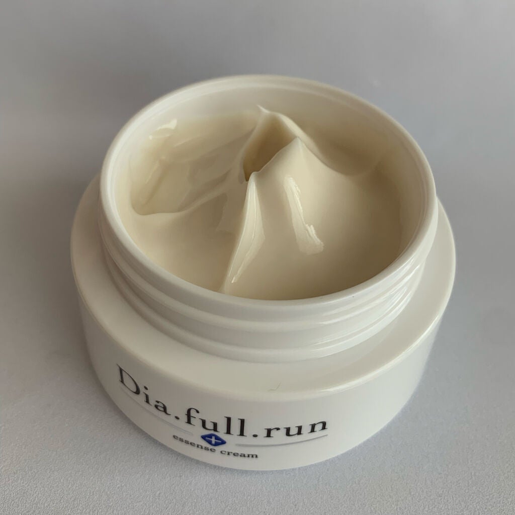 みしこ on LIPS 「年齢を重ねた肌に!気になるシワに重点ケア✂ーーーーーーーーーー..」(4枚目)