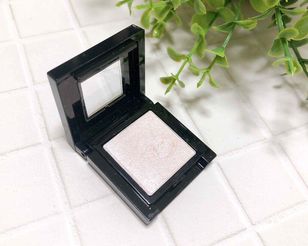 ヴィセ アヴァン シングルアイカラー/Visée/単色アイシャドウを使ったクチコミ(2枚目)