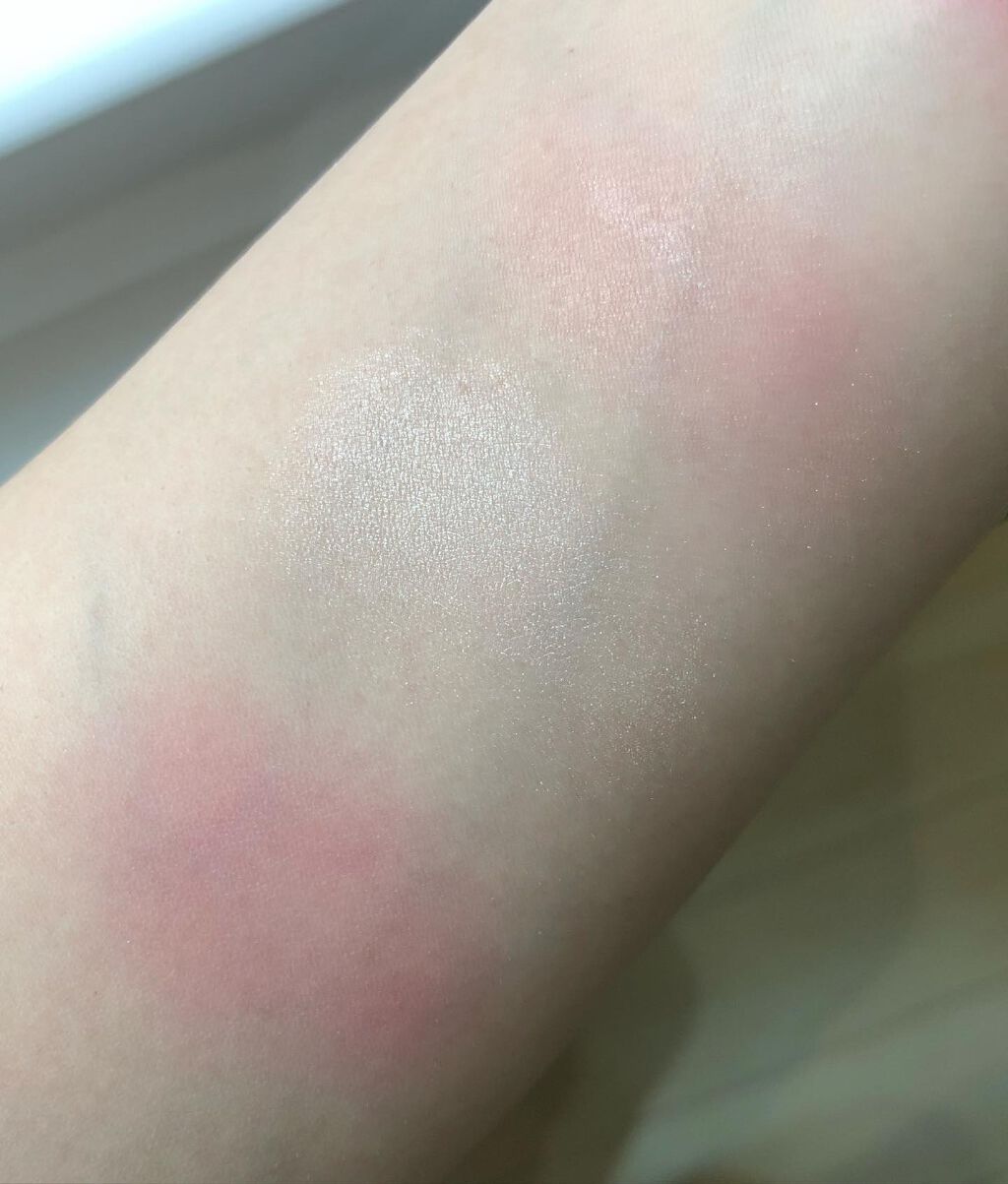 ラパレット ソーデリケイト/クリスチャン ルブタン/アイシャドウパレットを使ったクチコミ（3枚目）