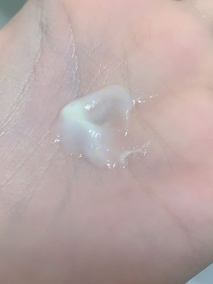 パンテーン エフォートレス クイック リペアー カプセル ヴィタミルク(洗い流さないトリートメント)/パンテーン/ヘアミルクを使ったクチコミ(3枚目)