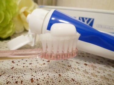 薬用APホワイトNA(リフレッシュミント)/サンスター/歯磨き粉を使ったクチコミ（2枚目）