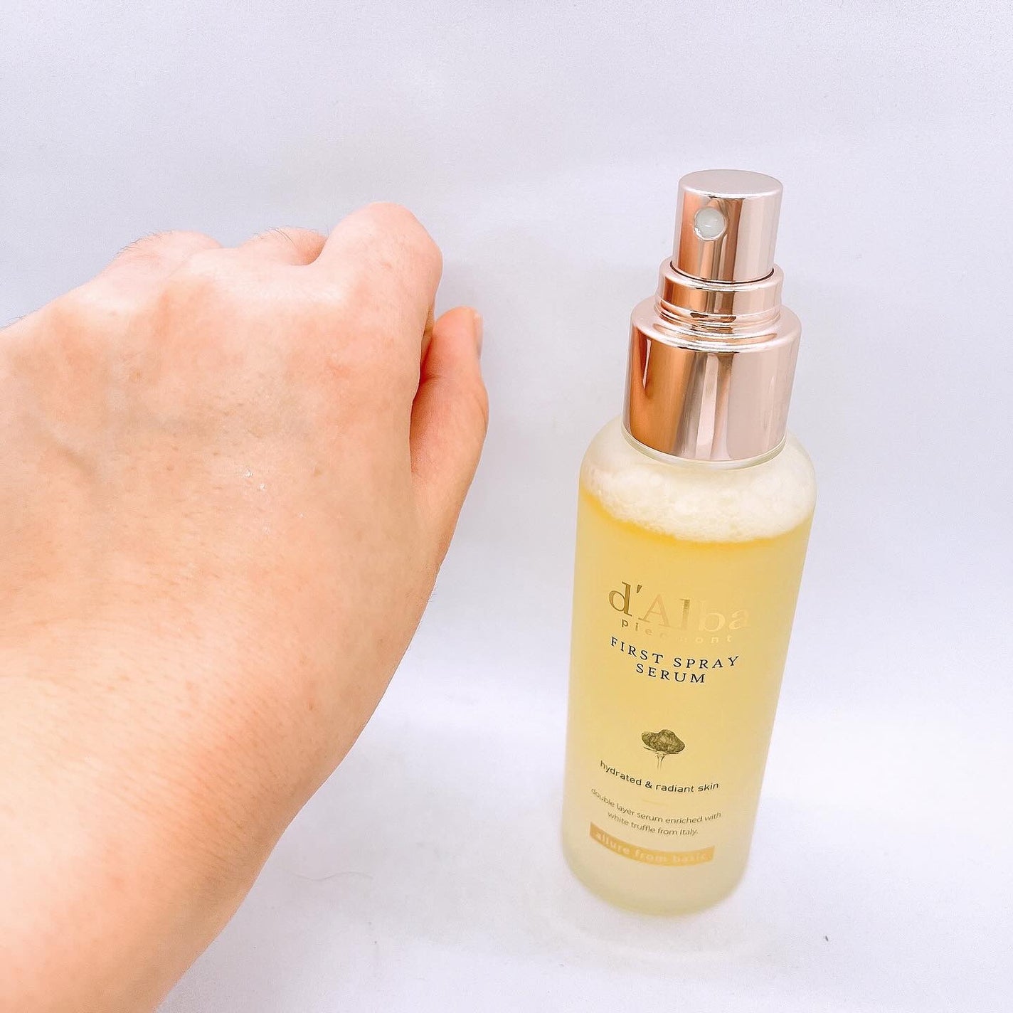 ダルバ ホワイトトリュフファーストスプレーセラム/ダルバ/ミスト状化粧水を使ったクチコミ(3枚目)