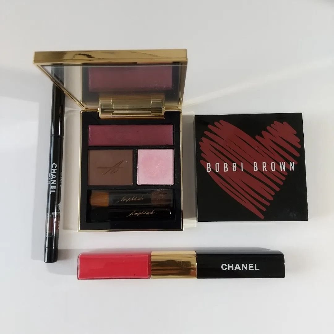 コンスピキュアス アイズ/Amplitude/アイシャドウパレットを使ったクチコミ(1枚目)