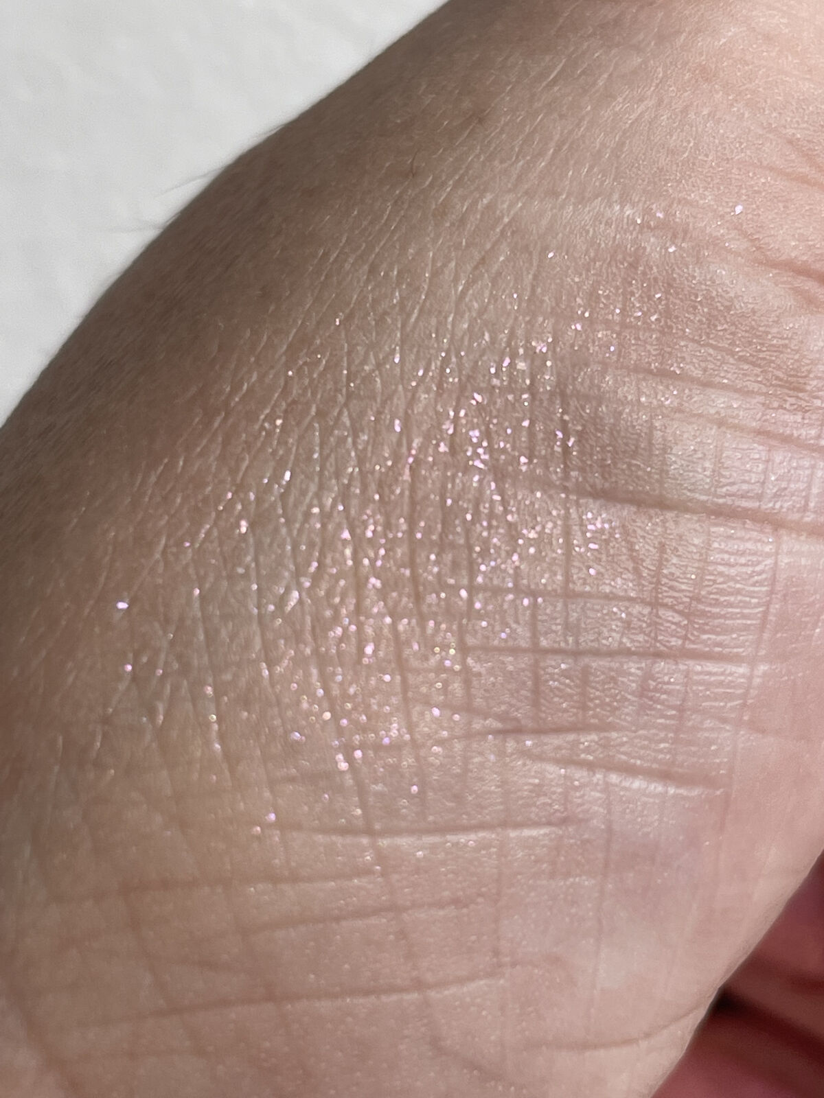 アディクション ザ アイシャドウ スパークル 014SP Rose Quartz/ADDICTION/単色アイシャドウを使ったクチコミ（2枚目）