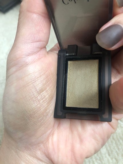 セルヴォーク ヴォランタリー アイズ/Celvoke/単色アイシャドウを使ったクチコミ(2枚目)