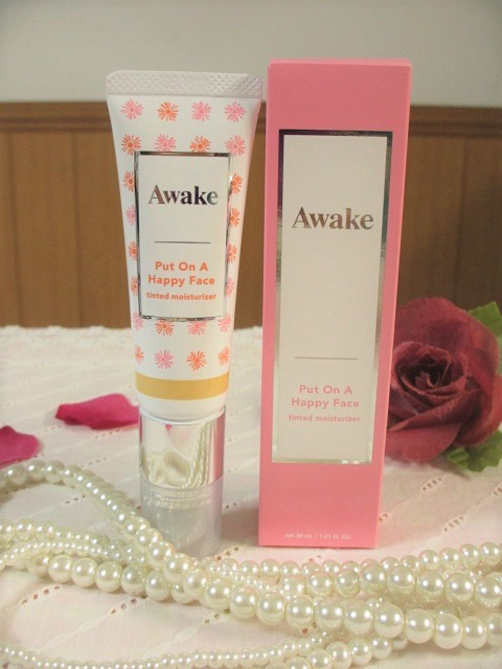 プットオンアハッピーフェイス ティンティド モイスチュアライザー/Awake/CCクリームを使ったクチコミ(3枚目)