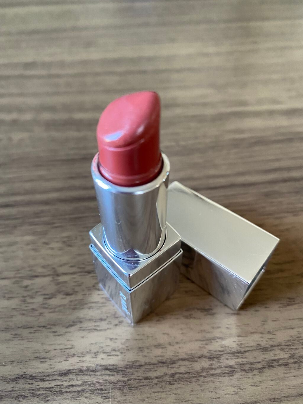 リップスティック コンフォート ブライトリッチ/RMK/口紅を使ったクチコミ(3枚目)