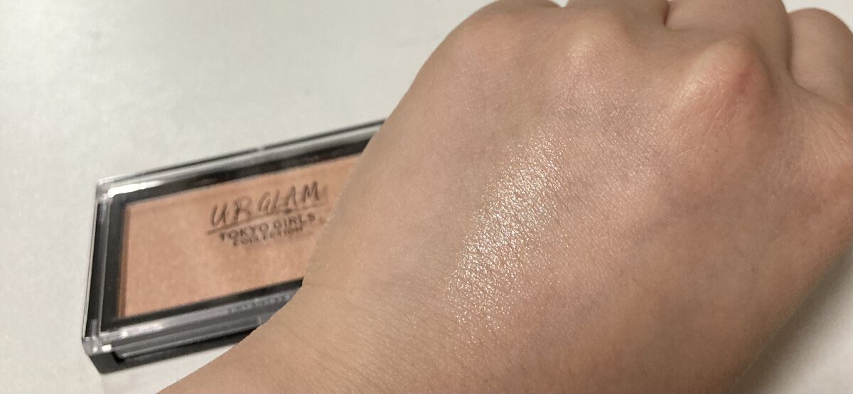 URGLAM　HIGHLIGHT POWDER パールベージュ/U R GLAM/パウダーハイライトを使ったクチコミ（3枚目）
