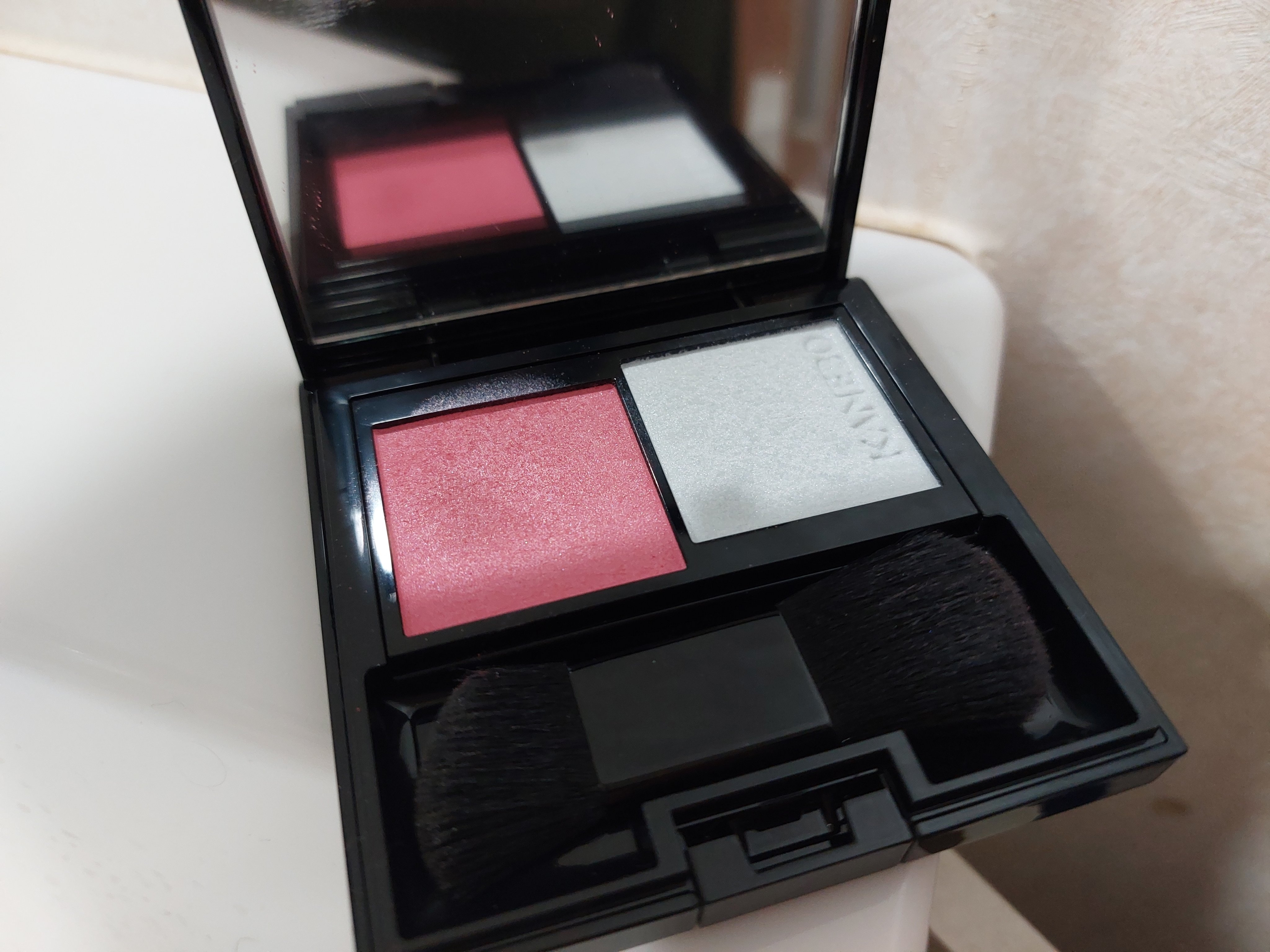 カネボウ ムードブースティングブラッシュ 04 Petal Berry Clarity/KANEBO/パウダーチークを使ったクチコミ（1枚目）