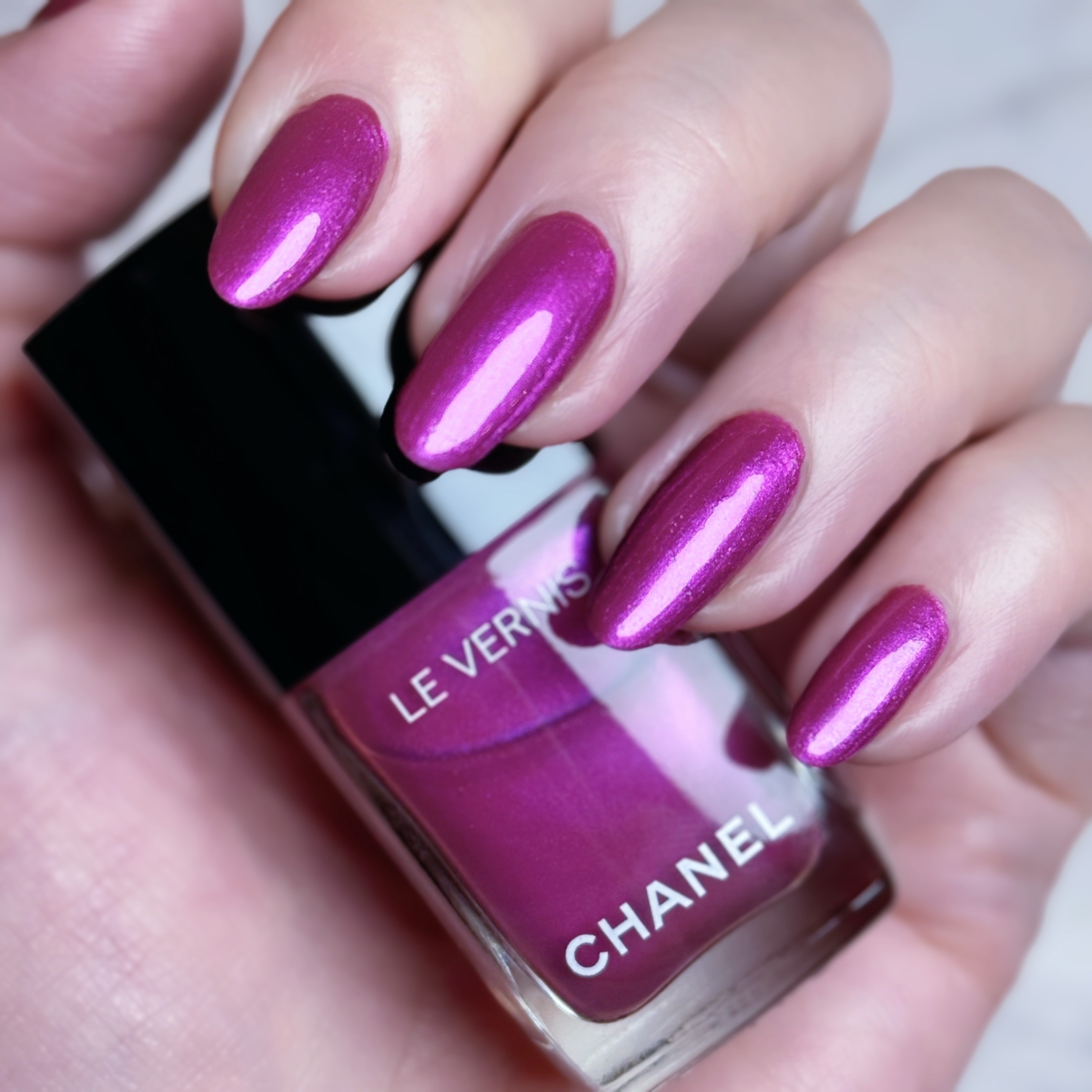 限定マニキュア】ヴェルニ｜CHANELの口コミ - CHANELホリデー限定色