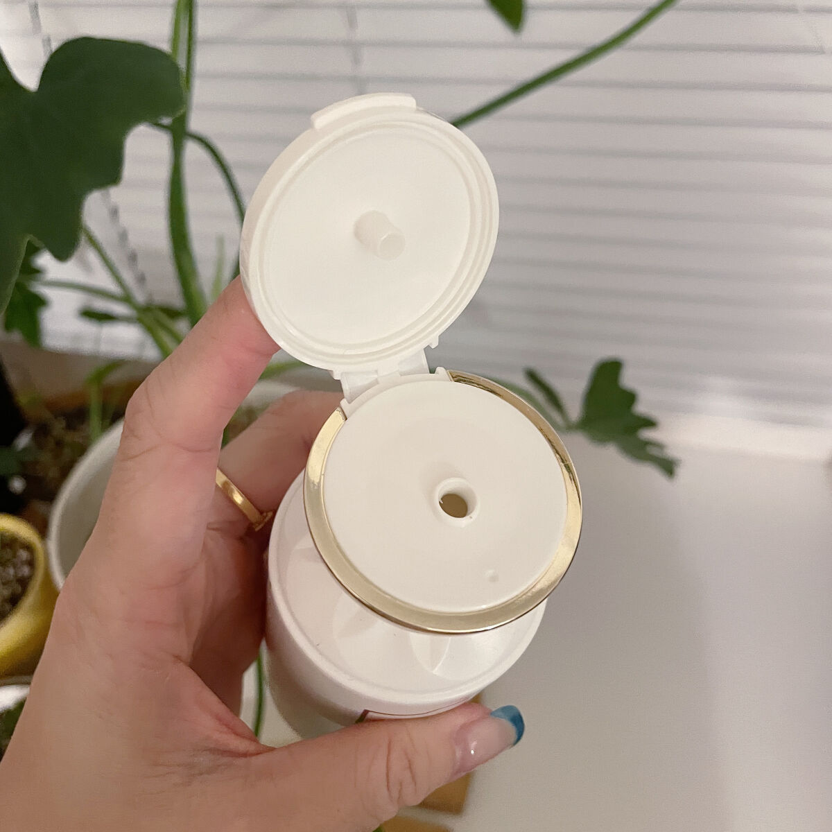 センシュアルジャスミン ボディミルク/Flora Notis JILL STUART/ボディミルクを使ったクチコミ（2枚目）