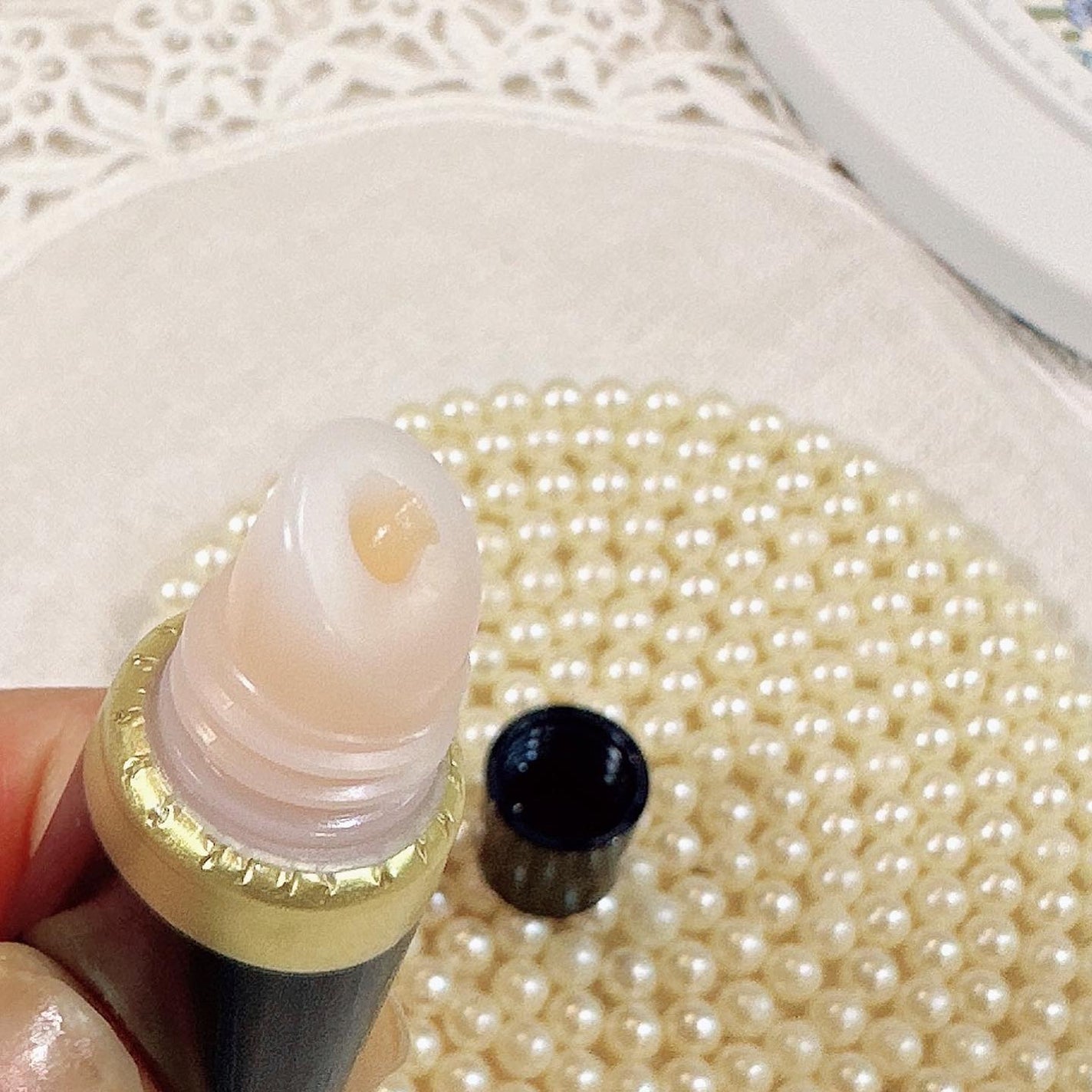 ニベア ロイヤルブルーリップ 濃密美容ケア/ニベア/リップ美容液を使ったクチコミ(3枚目)