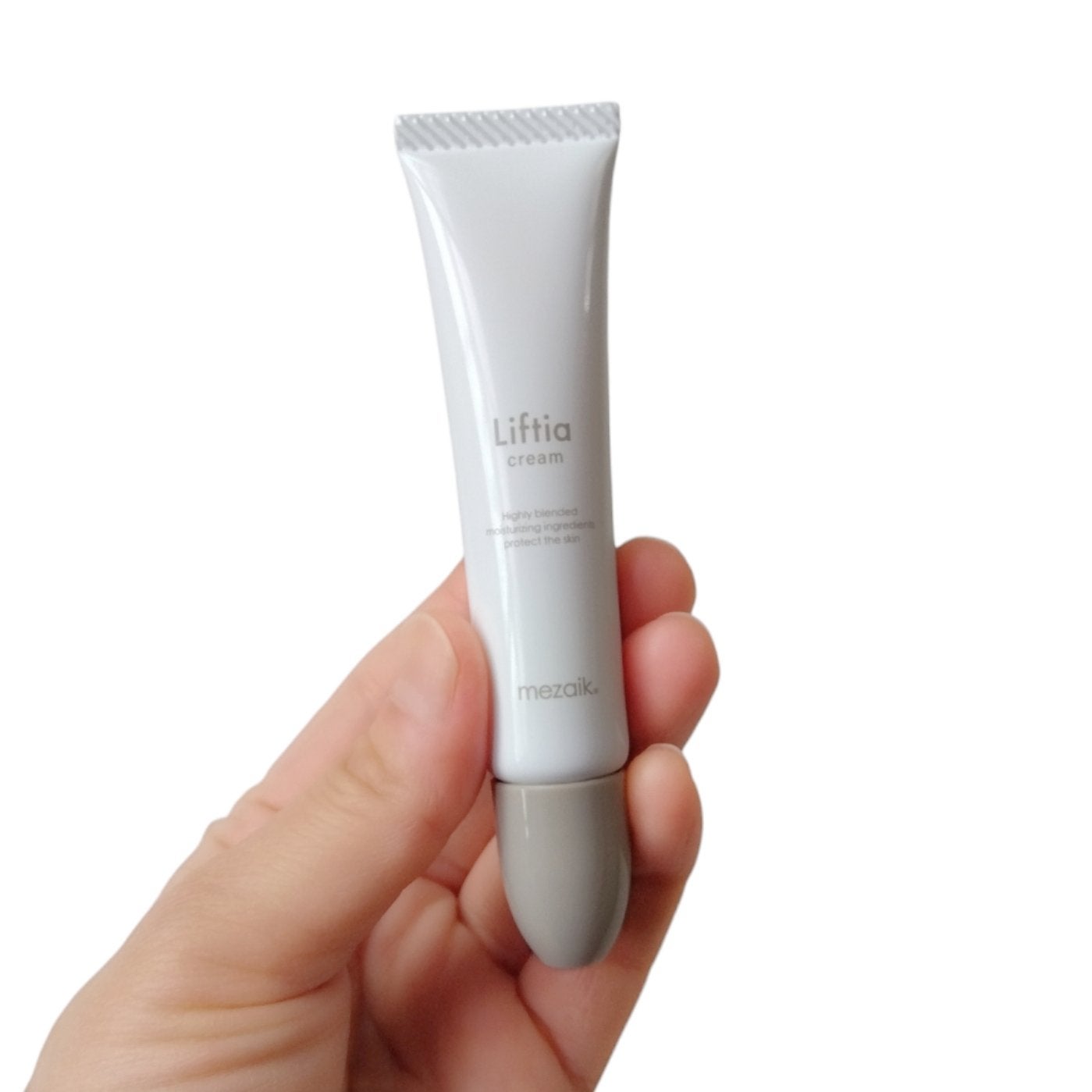 リフティアクリーム(目元用クリーム )/メザイク/アイケア・アイクリームを使ったクチコミ(5枚目)