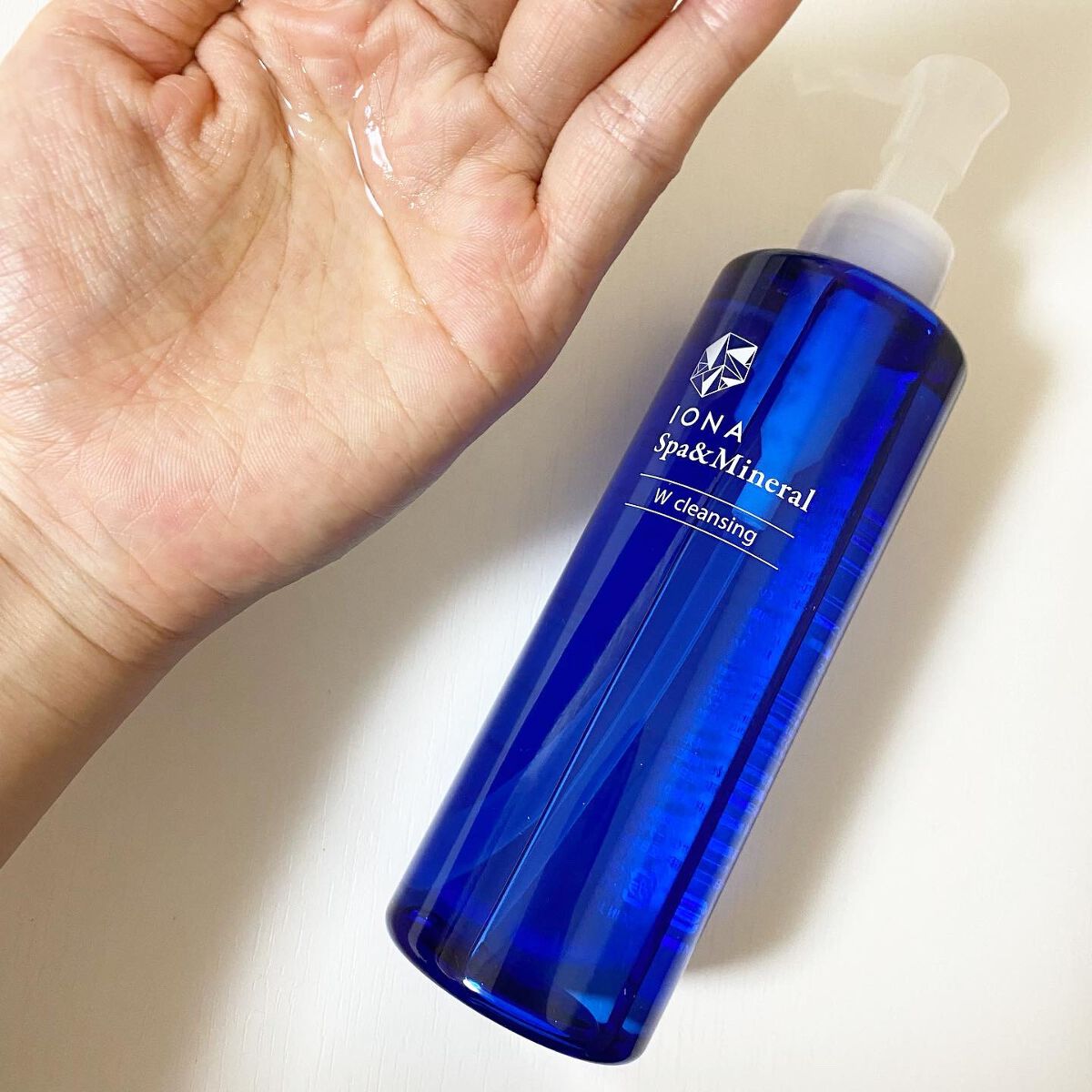 エッセンス ジェル/イオナ スパ&ミネラル/オールインワン化粧品を使ったクチコミ(2枚目)