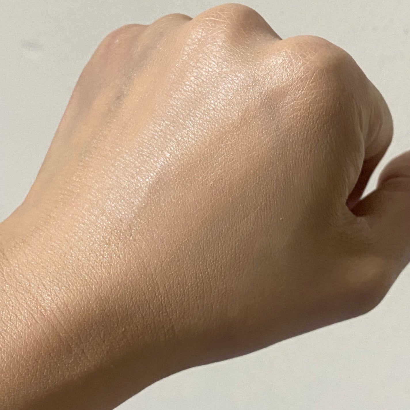 oku『フォロバ100🥰』 on LIPS 「びっくりするほど着け心地かるくて使いやすい!!思った以上にカバ..」(5枚目)