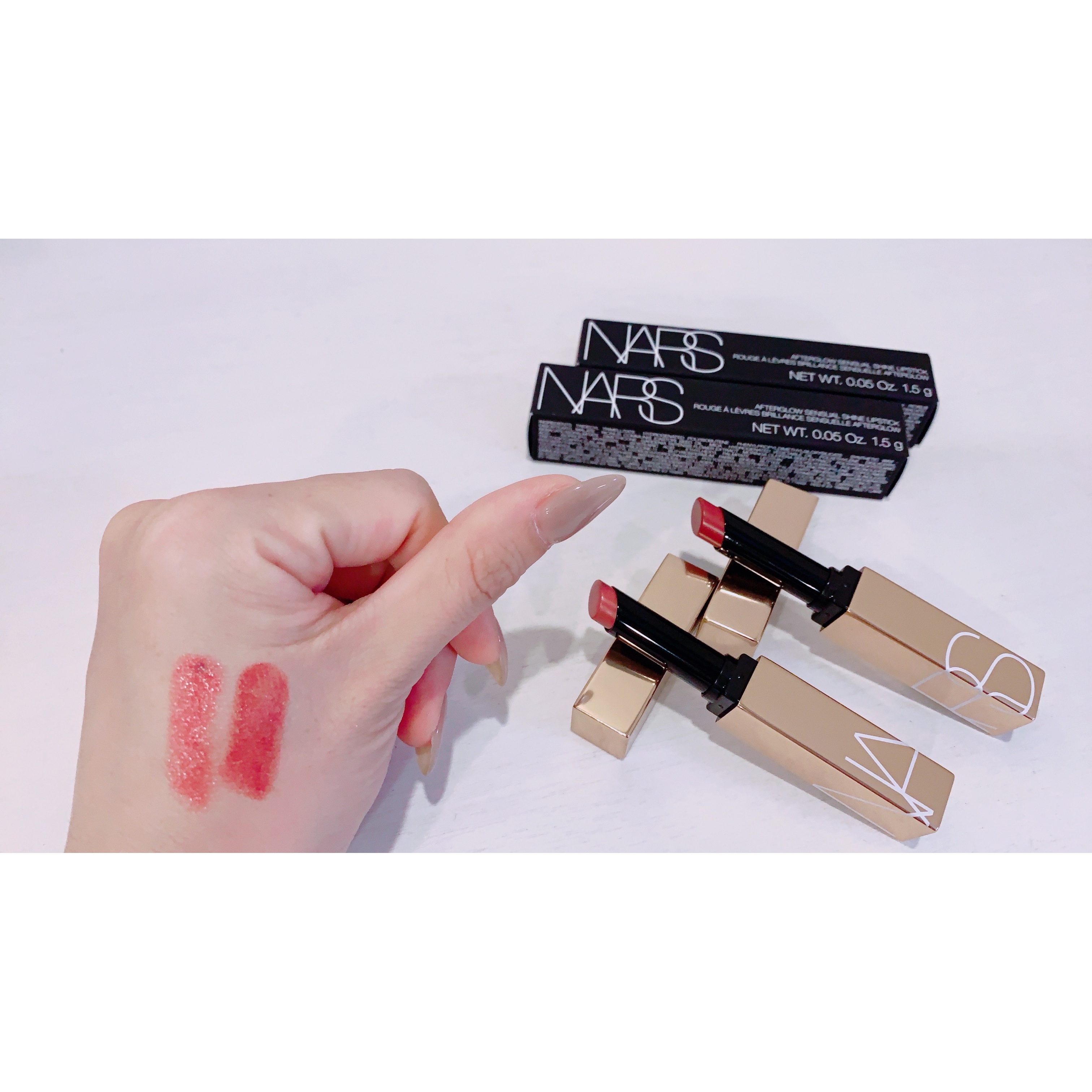 アフターグロー　センシュアルシャイン　リップスティック/NARS/口紅を使ったクチコミ（2枚目）