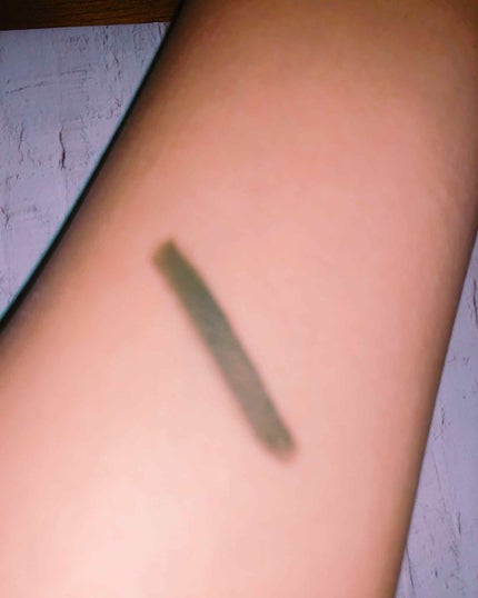 「密着アイライナー」クリームペンシル/デジャヴュ/ペンシルアイライナーを使ったクチコミ(2枚目)