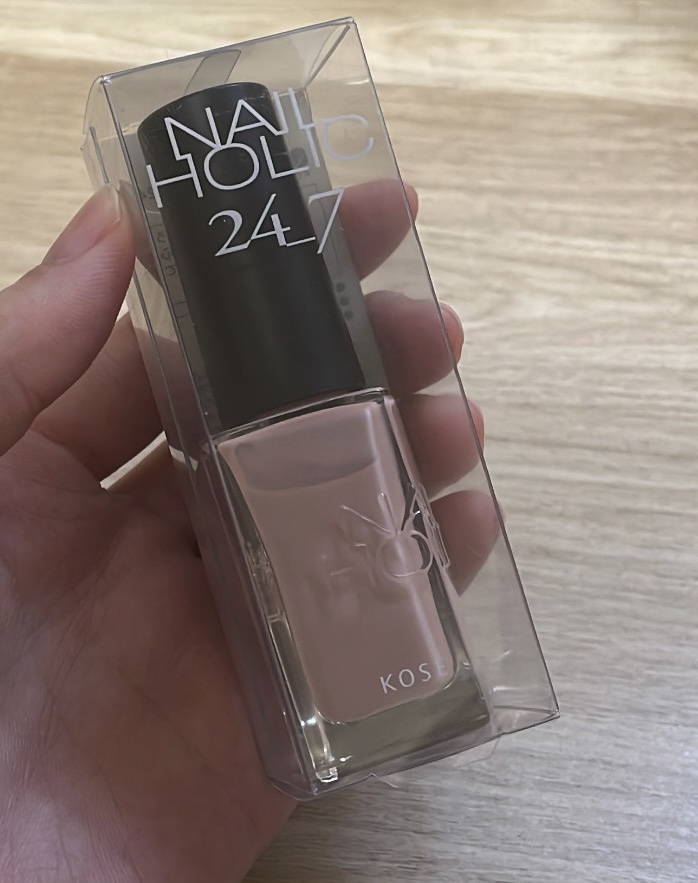 ネイルホリック 24_7/ネイルホリック/マニキュアを使ったクチコミ（1枚目）