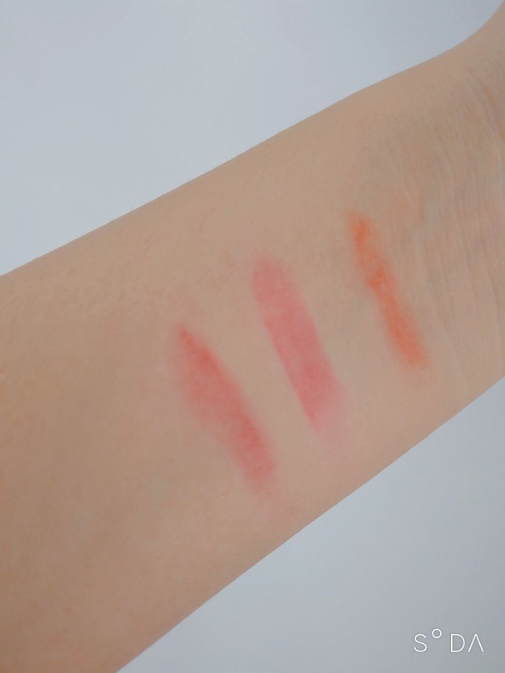 モアート ベルベットリップスティック/MOART/口紅を使ったクチコミ（3枚目）