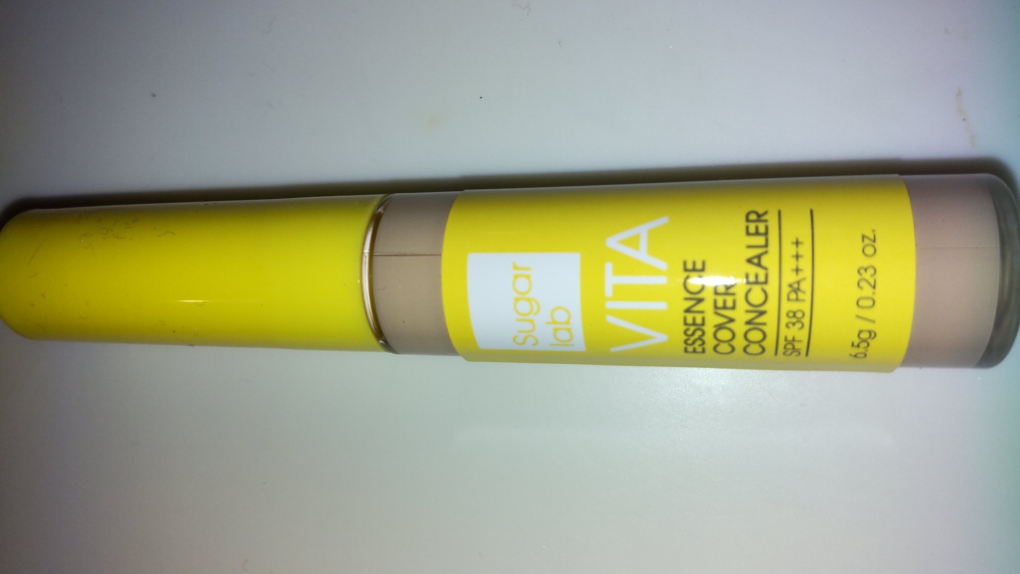 Sugar Lab ビタエッセンスカバーコンシーラーのクチコミ「Sugar Labビタエッセンスカバーコンシーラー

qoo10で800円弱で購入しました。
.....」（1枚目）