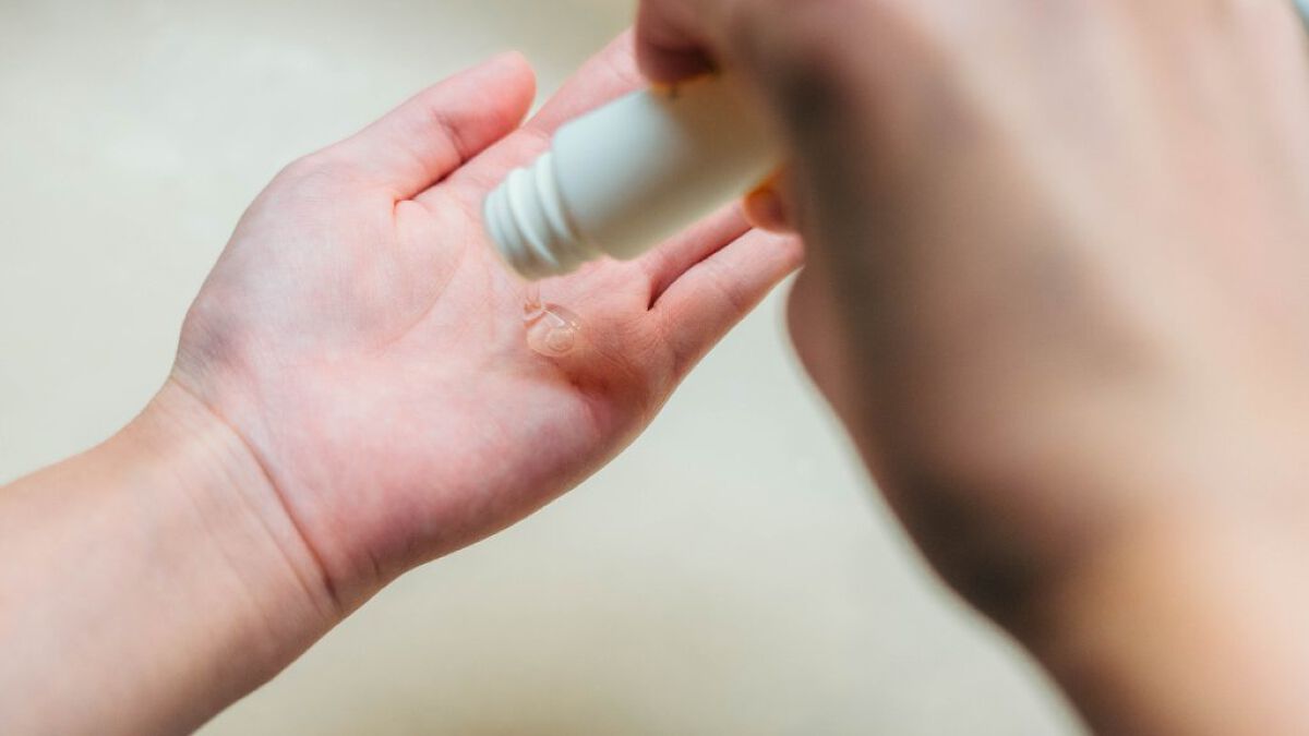 ディセンシー エッセンス/DECENCIA/美容液を使ったクチコミ（2枚目）