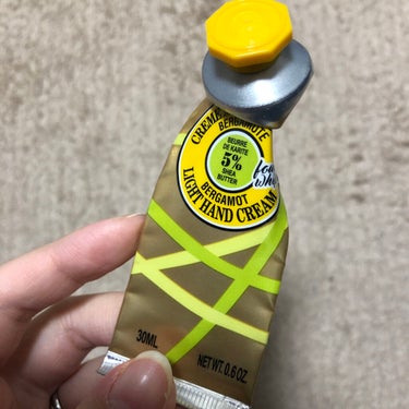 テ・アールグレイ スノーシア ハンドクリーム 30ml/L'OCCITANE/ハンドクリームを使ったクチコミ（1枚目）