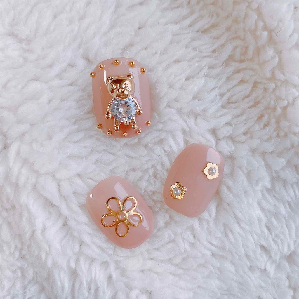 AT濃密グラマラスネイルエナメル/Art Collection/マニキュアを使ったクチコミ(3枚目)