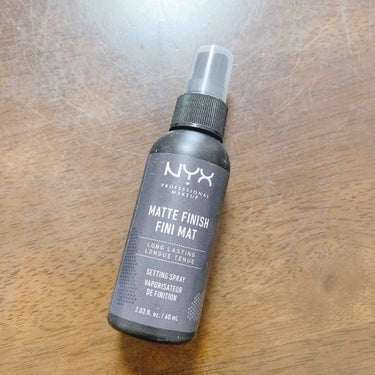 メイクアップ セッティングスプレー/NYX Professional Makeup/ミスト状化粧水を使ったクチコミ（1枚目）