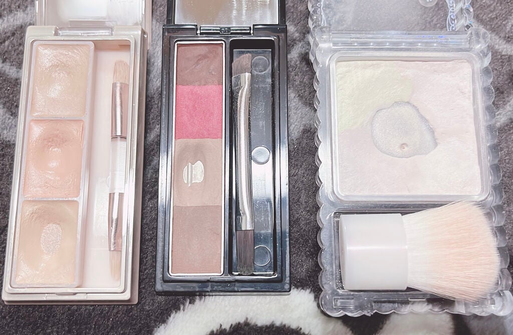 グロウフルールハイライター/キャンメイク/パウダーハイライトを使ったクチコミ(3枚目)