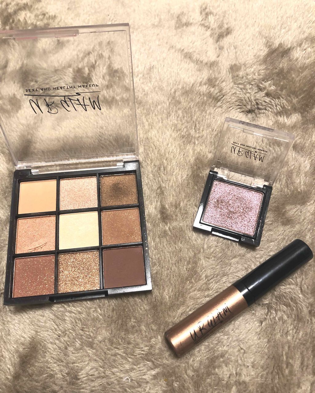 UR GLAM POWDER EYESHADOW/U R GLAM/単色アイシャドウを使ったクチコミ(1枚目)