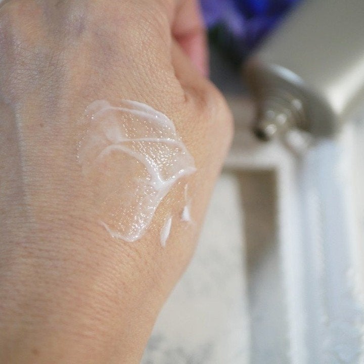 ハンデコルテ/キユートピア/ネック・デコルテケアを使ったクチコミ(5枚目)