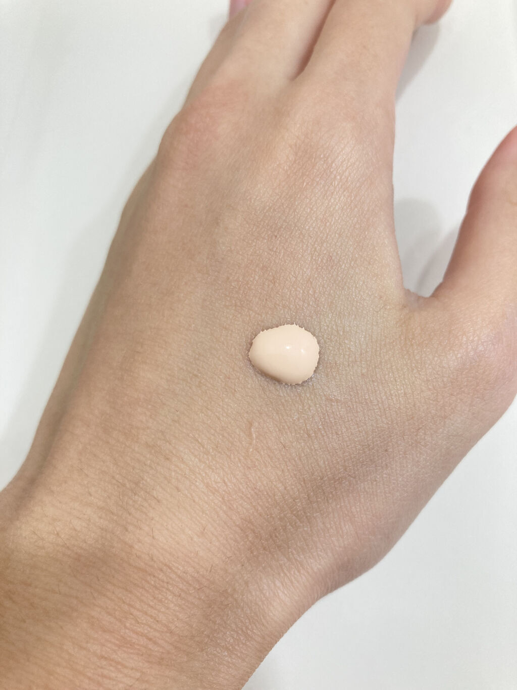 モイスチュアライジング ファンデーション プライマー/PAUL & JOE BEAUTE/化粧下地を使ったクチコミ（3枚目）