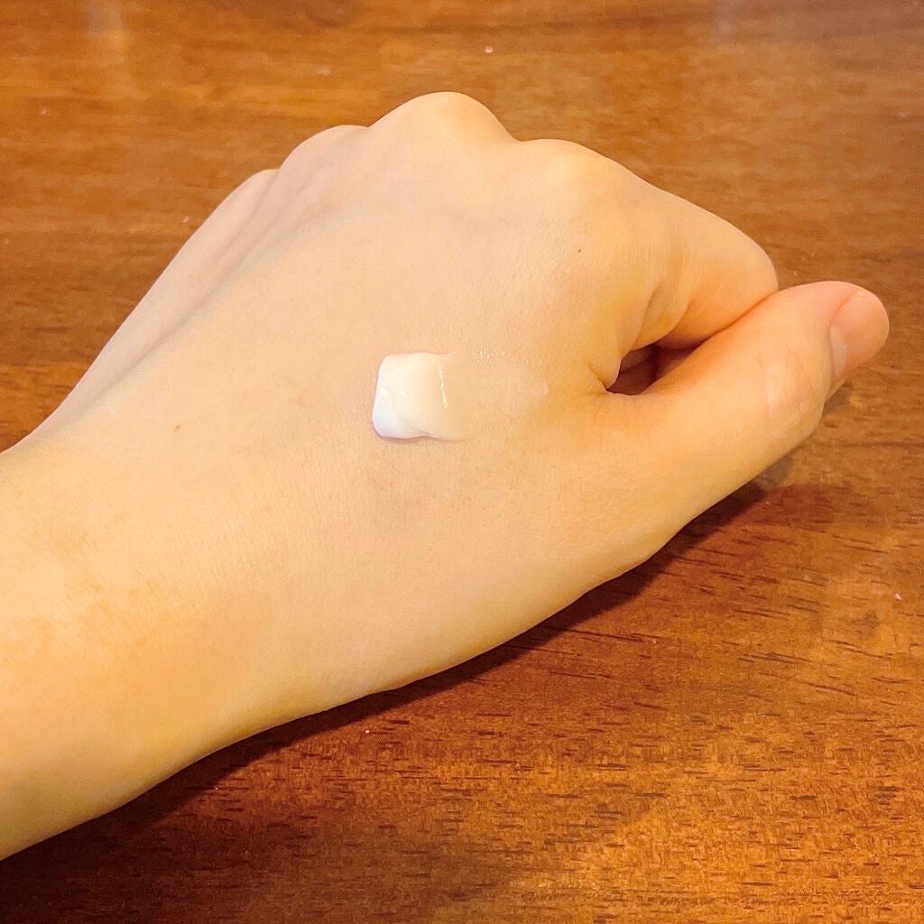 メイクミーハッピー ハンドクリーム WHITE/キャンメイク/ハンドクリームを使ったクチコミ(2枚目)