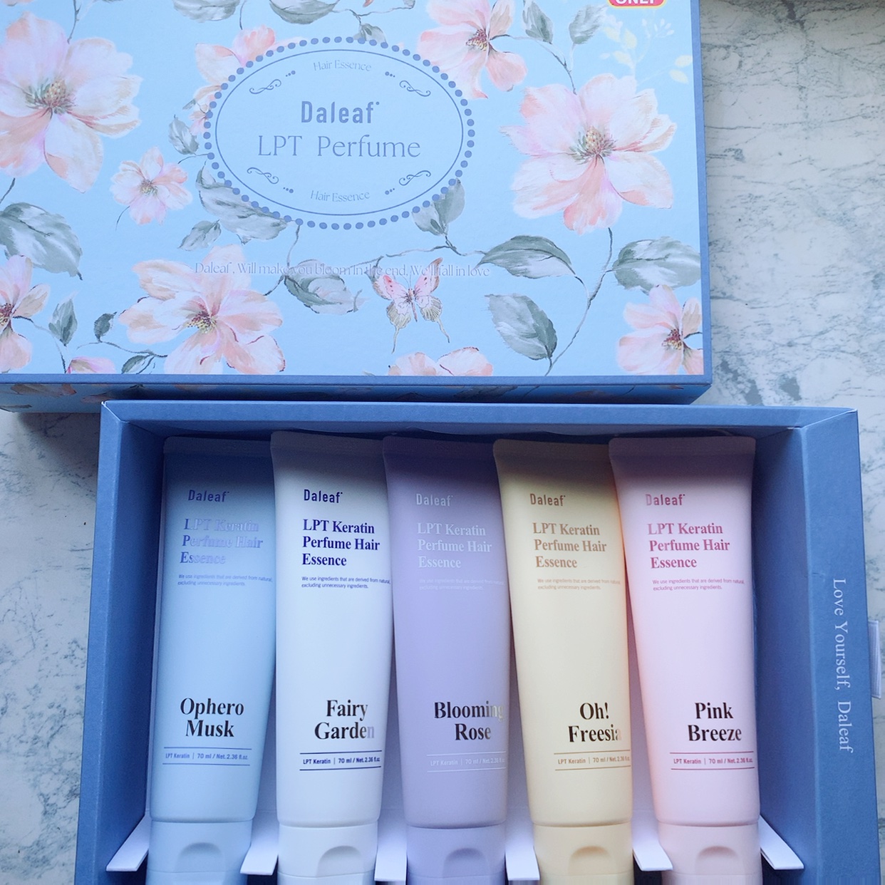 LPTパフュームヘアパックインミスト5点セット(Qoo10限定BOX)/Daleaf/ヘアミルクを使ったクチコミ（2枚目）