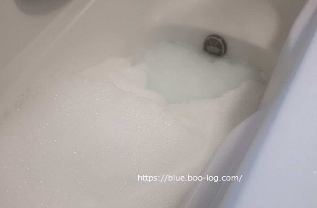 贅沢泡とろ 入浴料 アンバーミルクの香り/お湯物語/入浴剤を使ったクチコミ（1枚目）