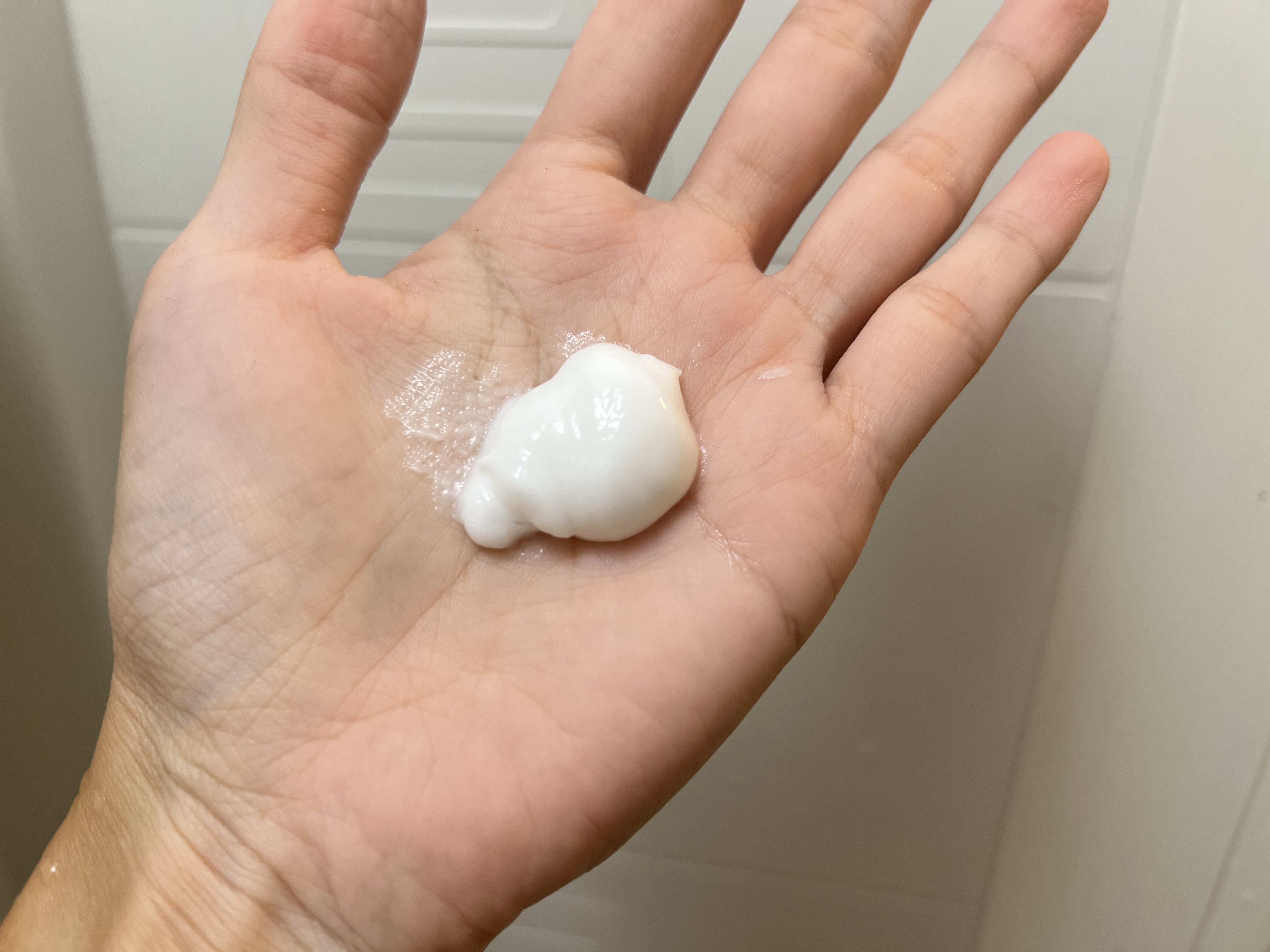 リフレッシュ マッサージクリーム/h&s/洗い流すヘアトリートメントを使ったクチコミ（3枚目）