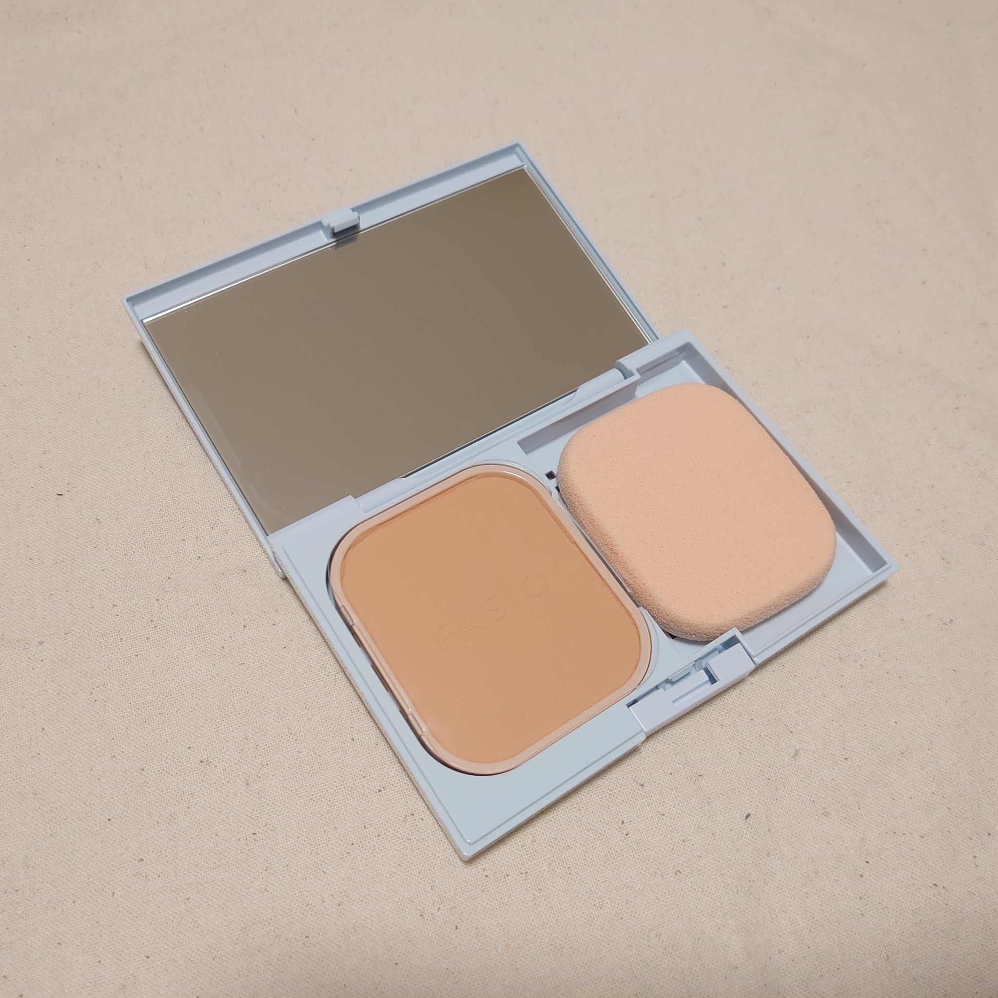 エアリーステイ パウダーファンデーション 410 オークル〈限定キット〉/FASIO/パウダーファンデーションを使ったクチコミ（1枚目）