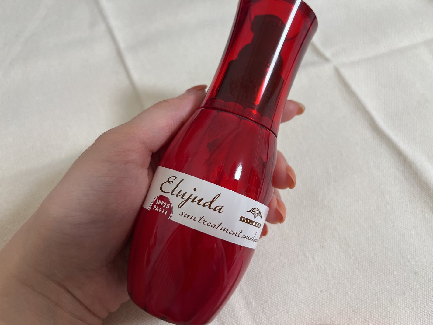 エルジューダ サントリートメントエマルジョン/エルジューダ/ヘアミルクを使ったクチコミ(3枚目)