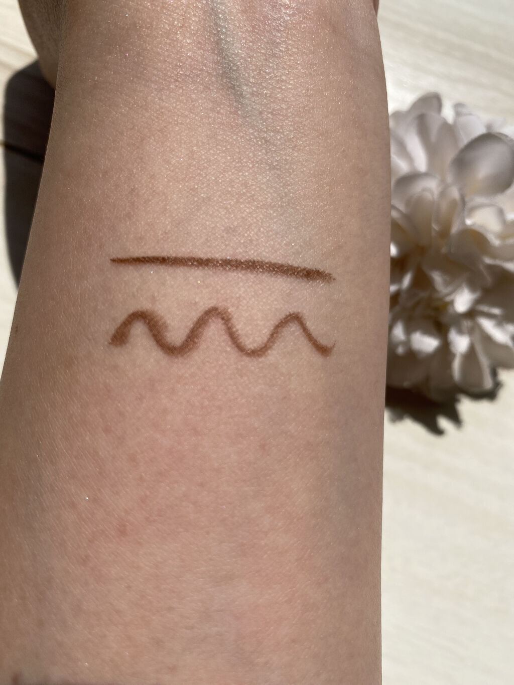 ラスティングリキッドライナー 05 グレージュ/キャンメイク/リキッドアイライナーを使ったクチコミ（3枚目）