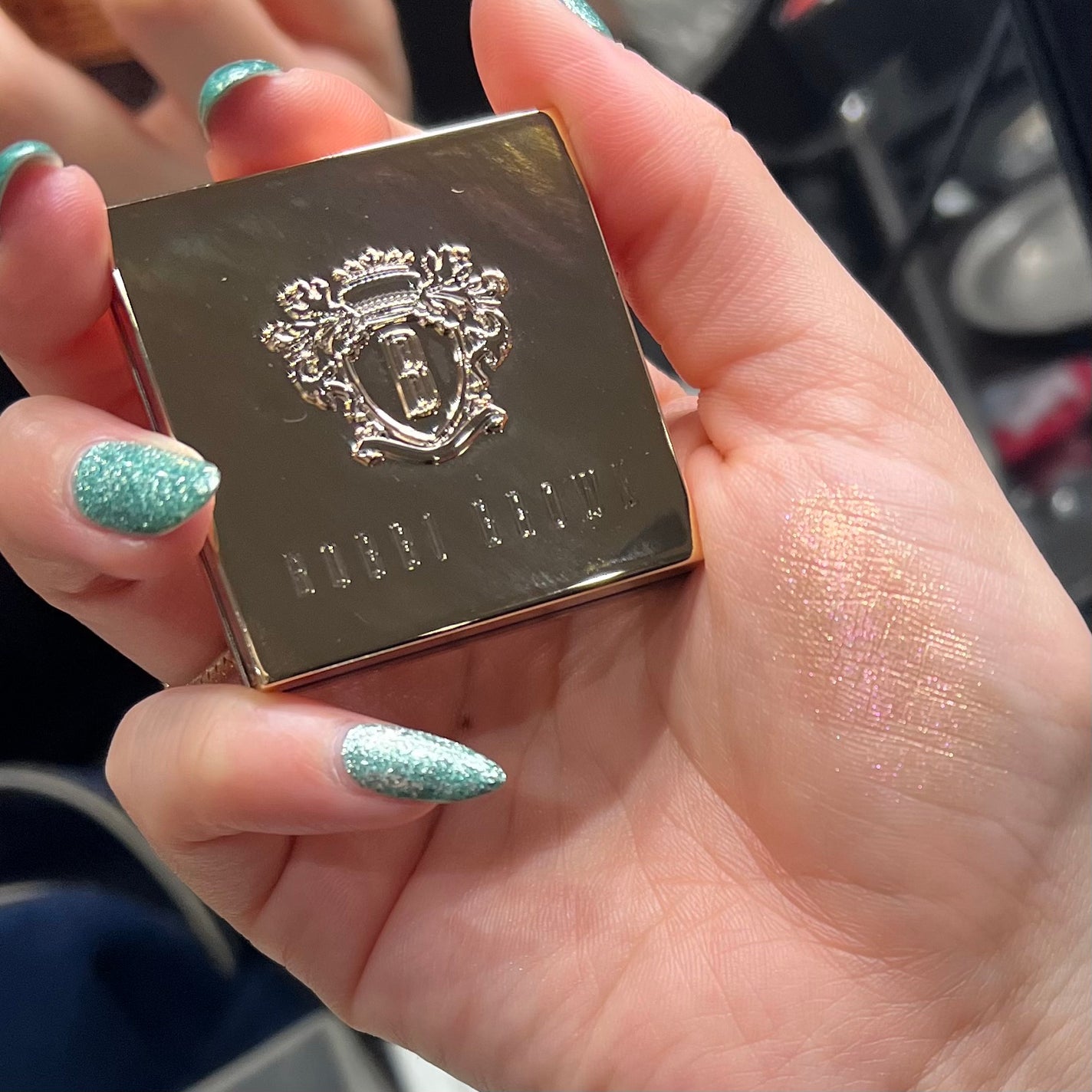 リュクスアイシャドウ/BOBBI BROWN/単色アイシャドウを使ったクチコミ(2枚目)