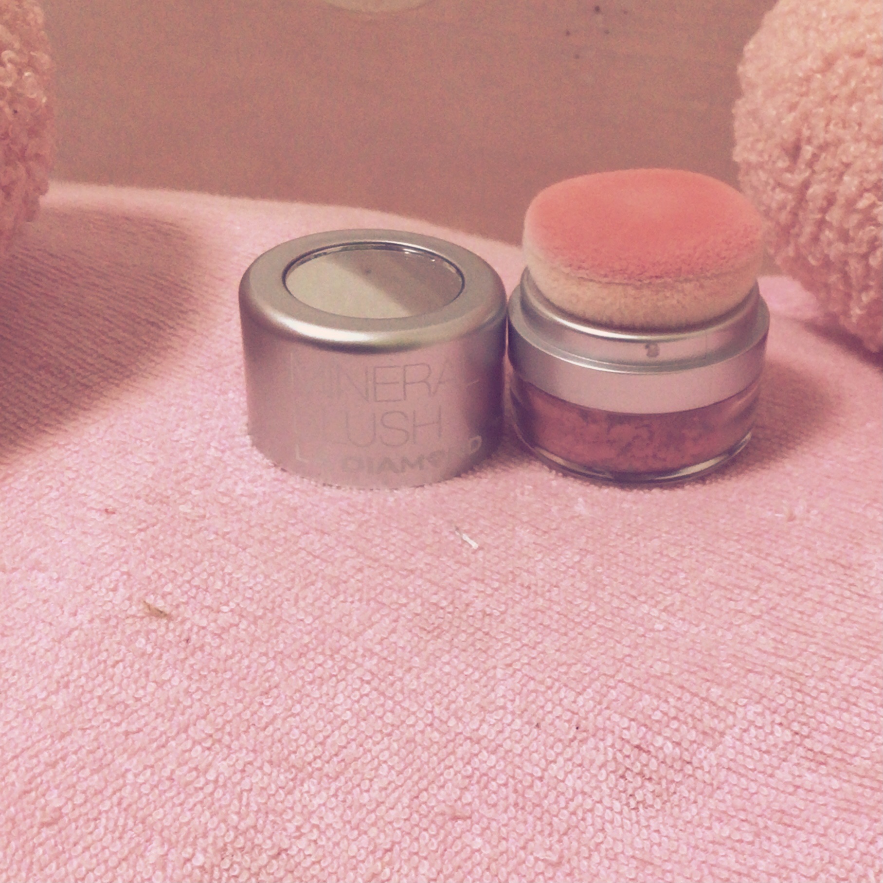 ストゥディオデザインブラッシュ マット/エルエー ダイヤモンド/パウダーチークを使ったクチコミ（2枚目）