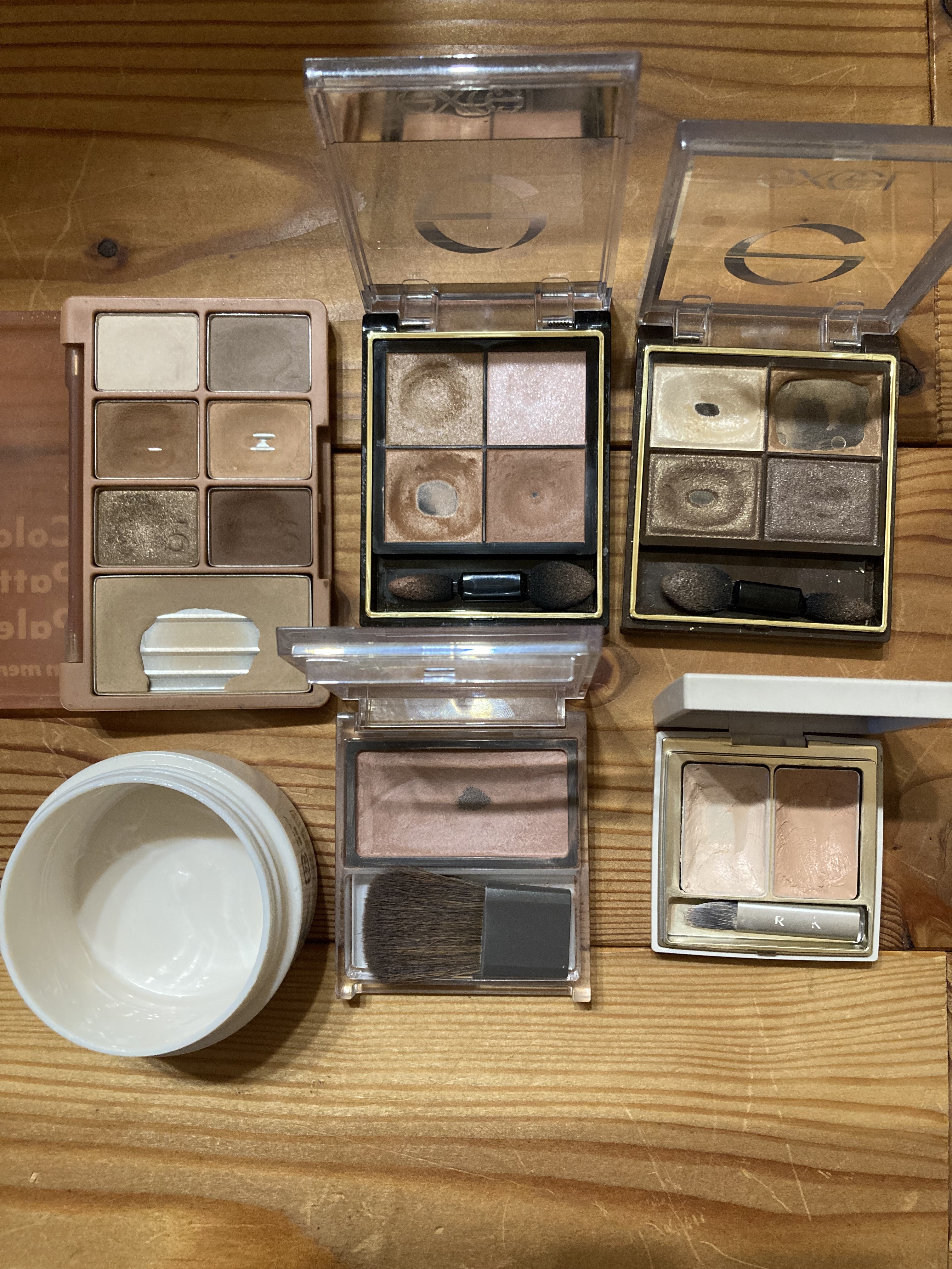 スキニーリッチシャドウ/excel/アイシャドウパレットを使ったクチコミ（2枚目）