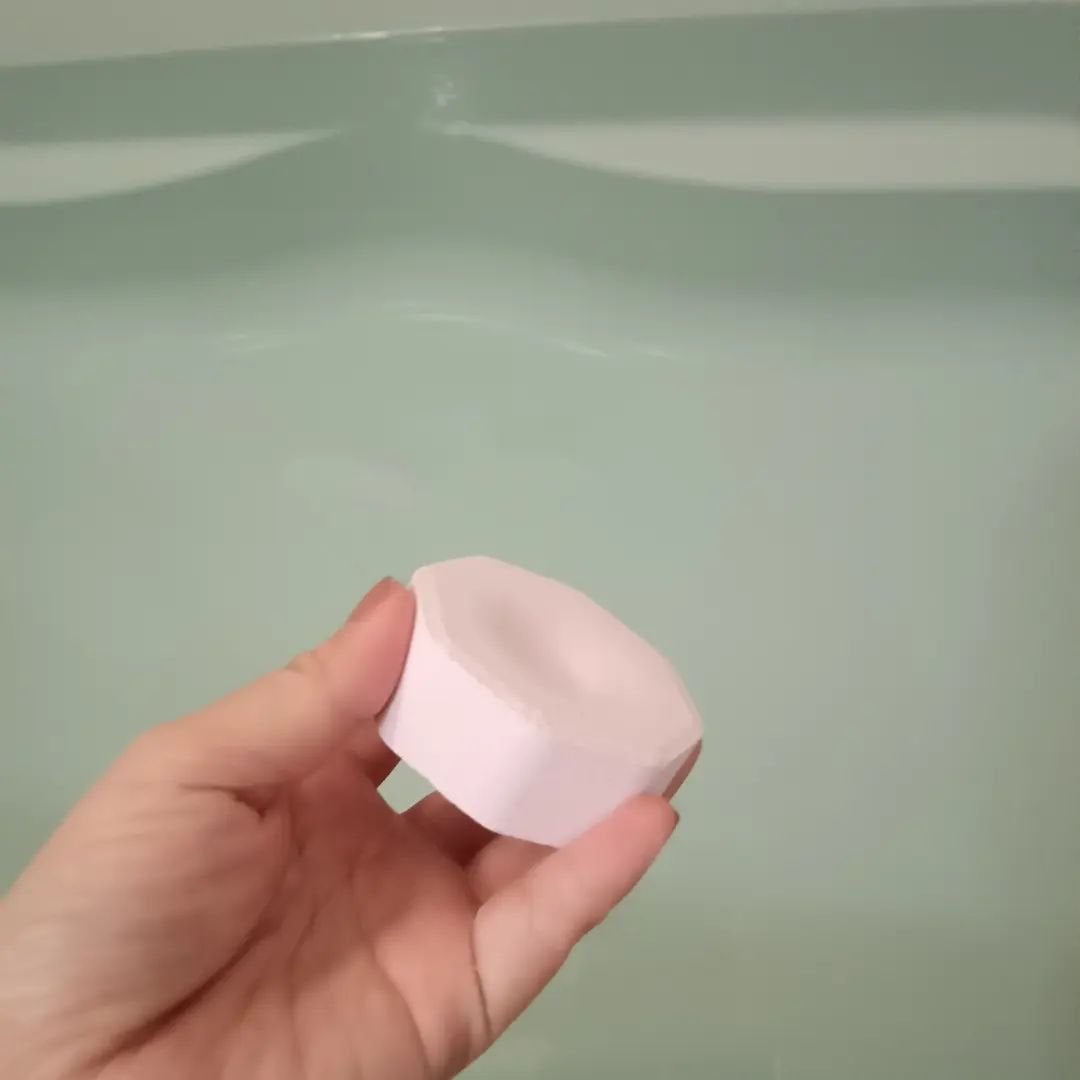 バブ モンスターバブルMEGA級 ボコボコ泡 スパイシーエナジーの香り/バブ/炭酸系入浴剤を使ったクチコミ(3枚目)