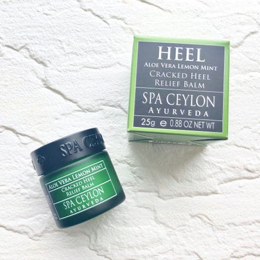 🔺SPA CEYLON
🔻Cracked Heel Relief Balm
・
・
夏本番を迎え、サンダルの出番も多くなってきた今日この頃👡
そんな時にふと気になってしまうのが、カサカサとしたかかと🙉
